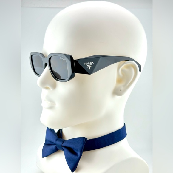 New! Prada Symbole Sunglasses SPR17WS Acetate Black Frame Gray Lenses UNISEX! - Picture 4 of 15